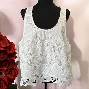 MAKE AN OFFER - H&M Lace Overlay Crop Shell